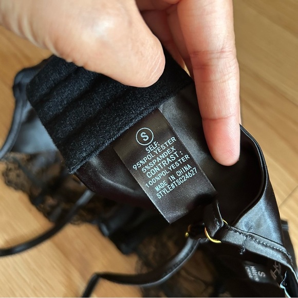 NWT Fashion Nova Black Lace Bralette Small - Picture 3 of 5